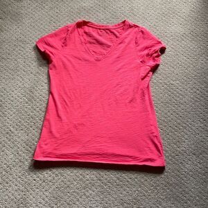 Tommy Hilfiger T shirt. Size Medium. Good condition